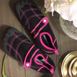 Lifeguard Women/Girls Beach/Swim Shoes